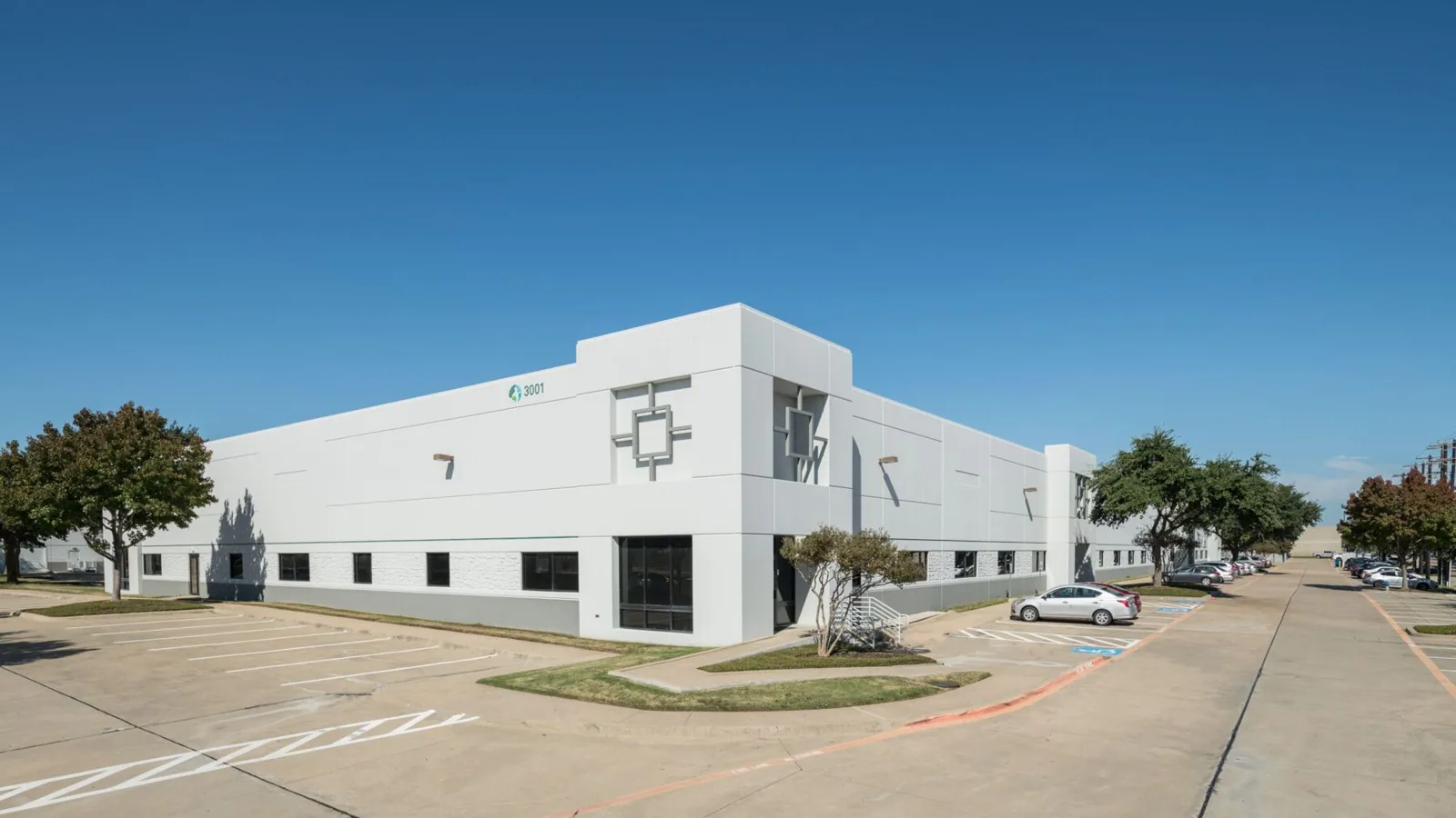 Distribution Center Roofing in Carrollton, TX