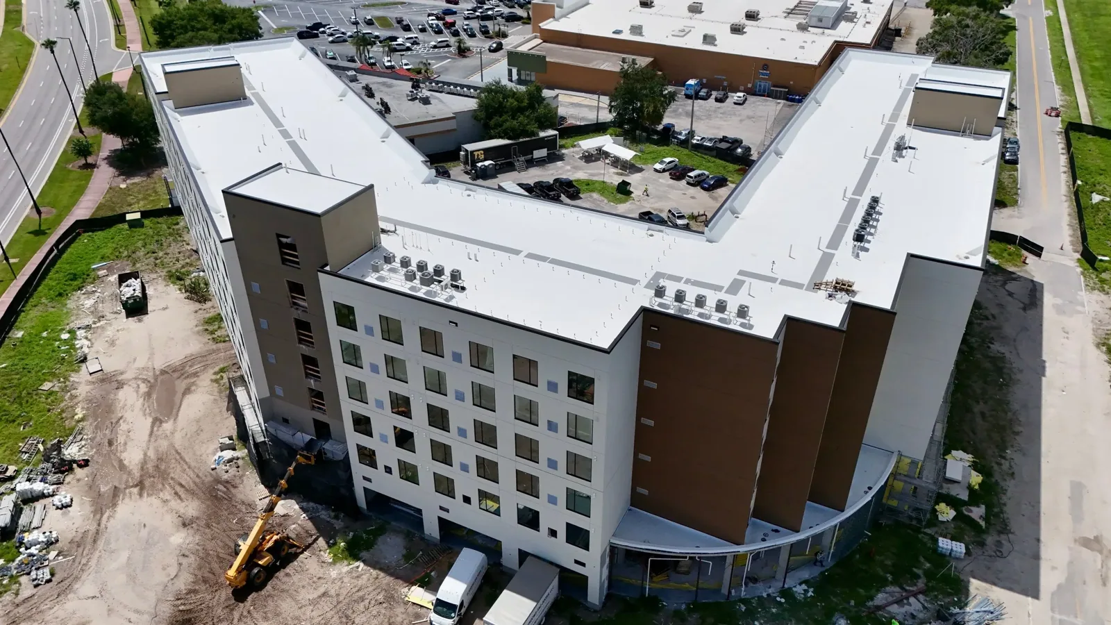 Commercial roof maintenance in Carrollton, TX